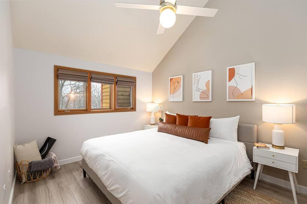 Peaceful 2-Bedroom Townhome Retreat W/Wooded View Galena Buitenkant foto