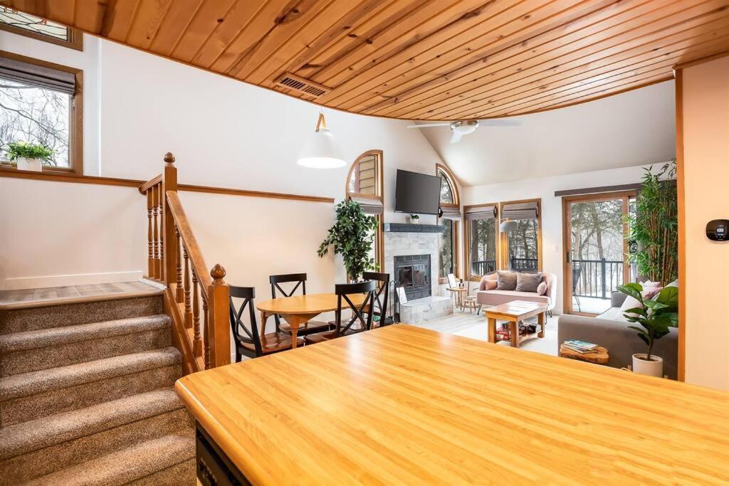 Peaceful 2-Bedroom Townhome Retreat W/Wooded View Galena Buitenkant foto